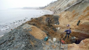 Борьба с незаконной добычей янтаря в Волынской области – справятся ли власти?