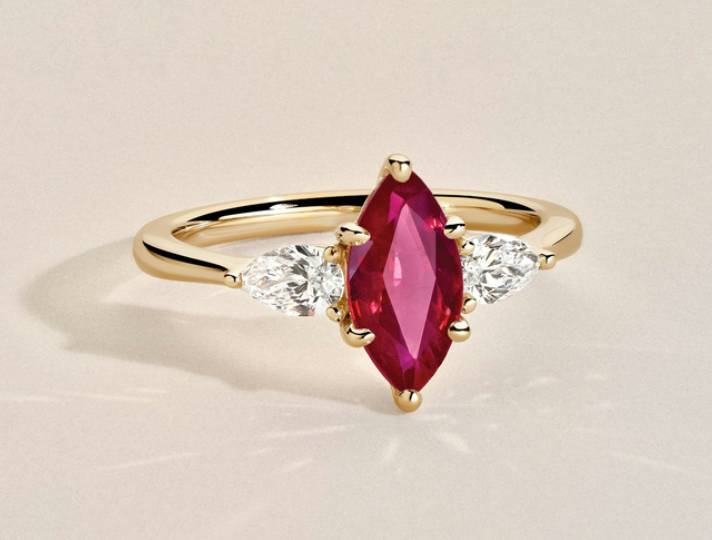 Ювелирные изделия для знака зодиака Лев